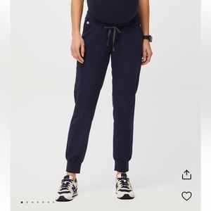 Figs Zamora maternity jogger scrubs